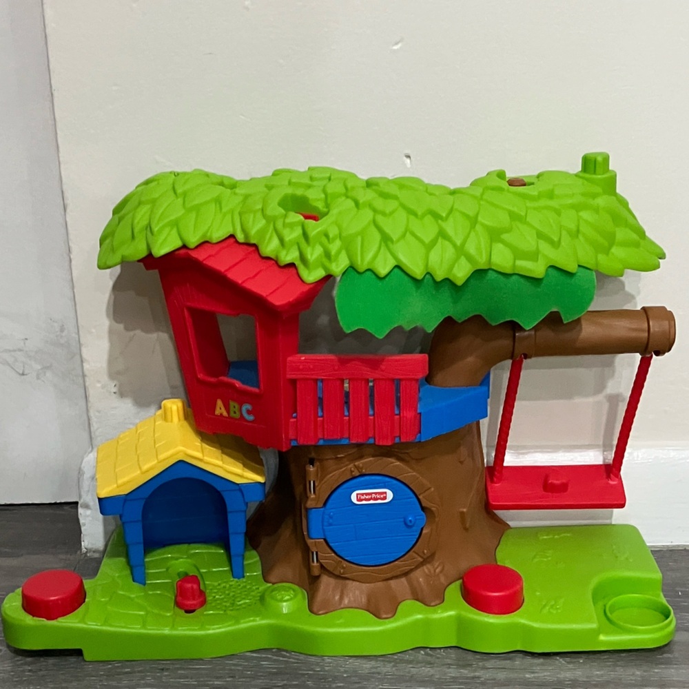 Fisher-Price Little People Swing Share Treehouse Playset